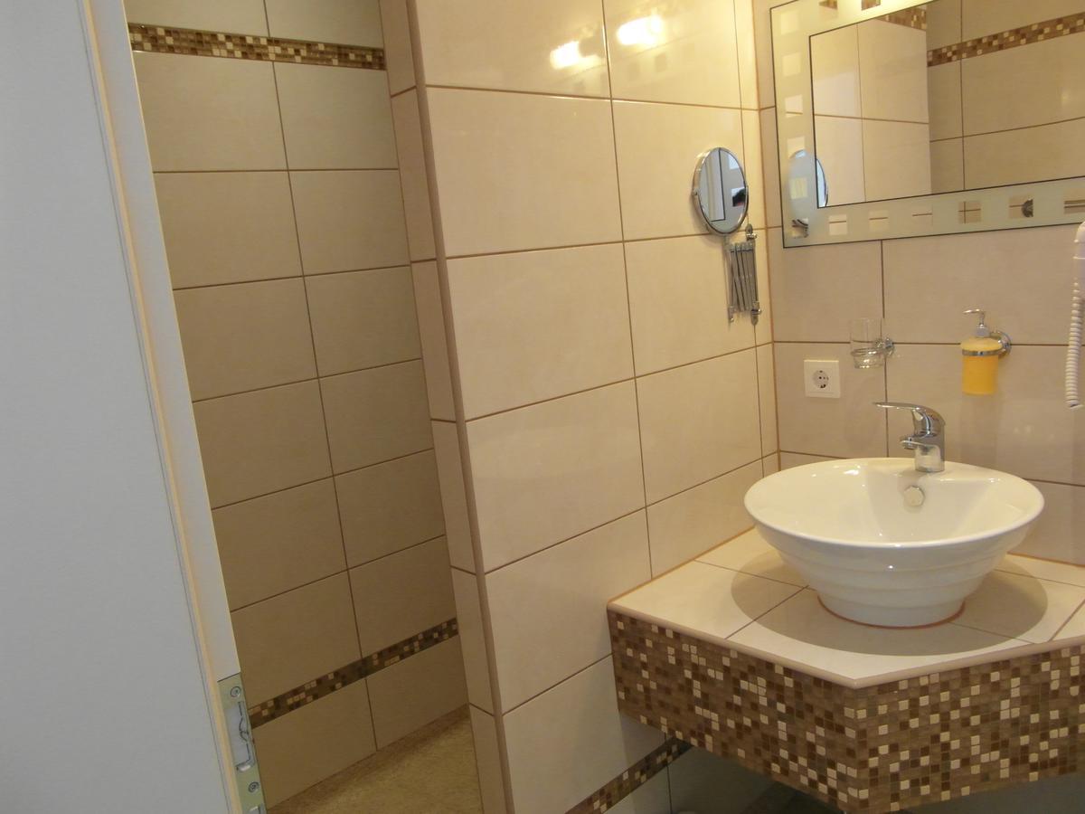Hotel Am Donaubogen Sarching 外观 照片